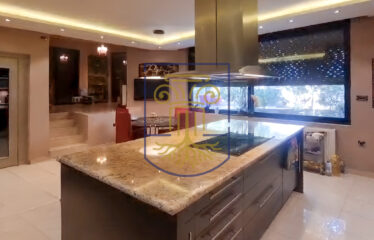 Maisonette, 270 sq.m.