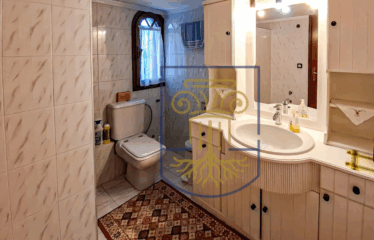 Detached House, 250sq.m