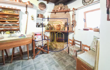 Traditional Home with 12,619 sq.m. of Land