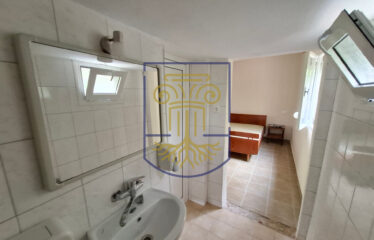Plot 1000 SQ.M.