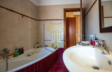 MAISONETTE, 225 SQ.M.