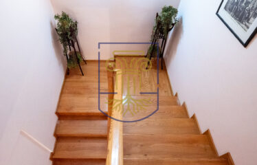 Detached House, 330 sq.m.