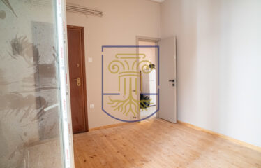 Office/Apartment, 90 sq.m.