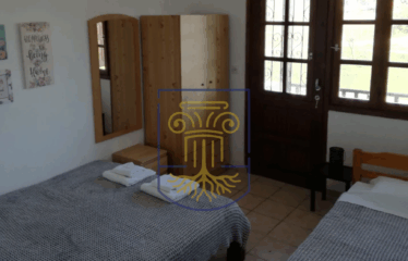 Residential Βuilding, 210 sq.m.