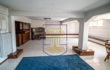 Maisonette, 400 sq.m.
