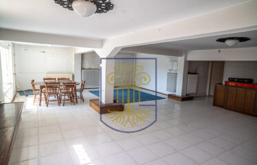 Maisonette, 400 sq.m.