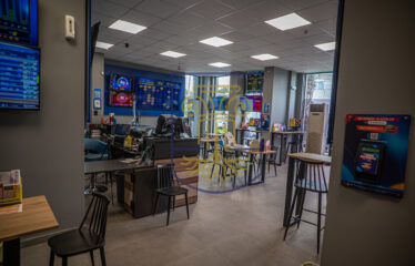 Commercial Business, 132 sq.m.