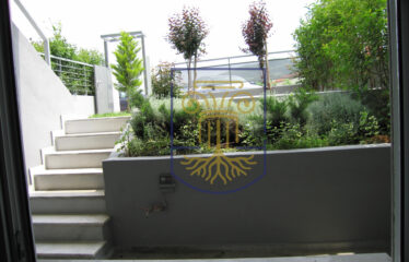 Maisonette, 768 sq.m.